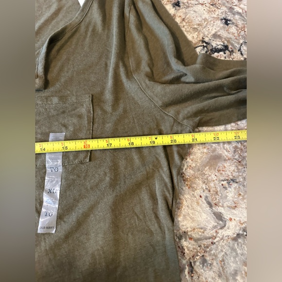 Old Navy XL Olive Green Henley Rollup sleeve 1/2 button shirt New NWT - Picture 5 of 6